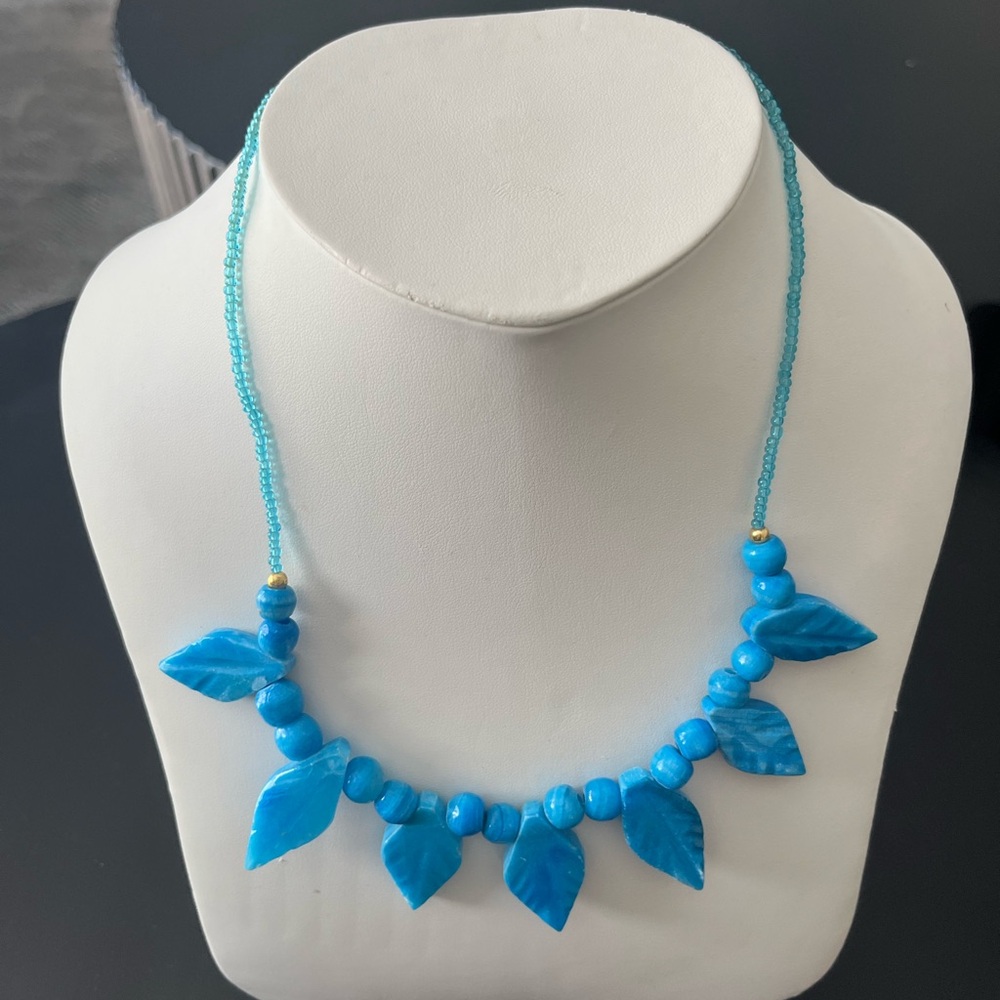 Blue leaf shaped stone necklace